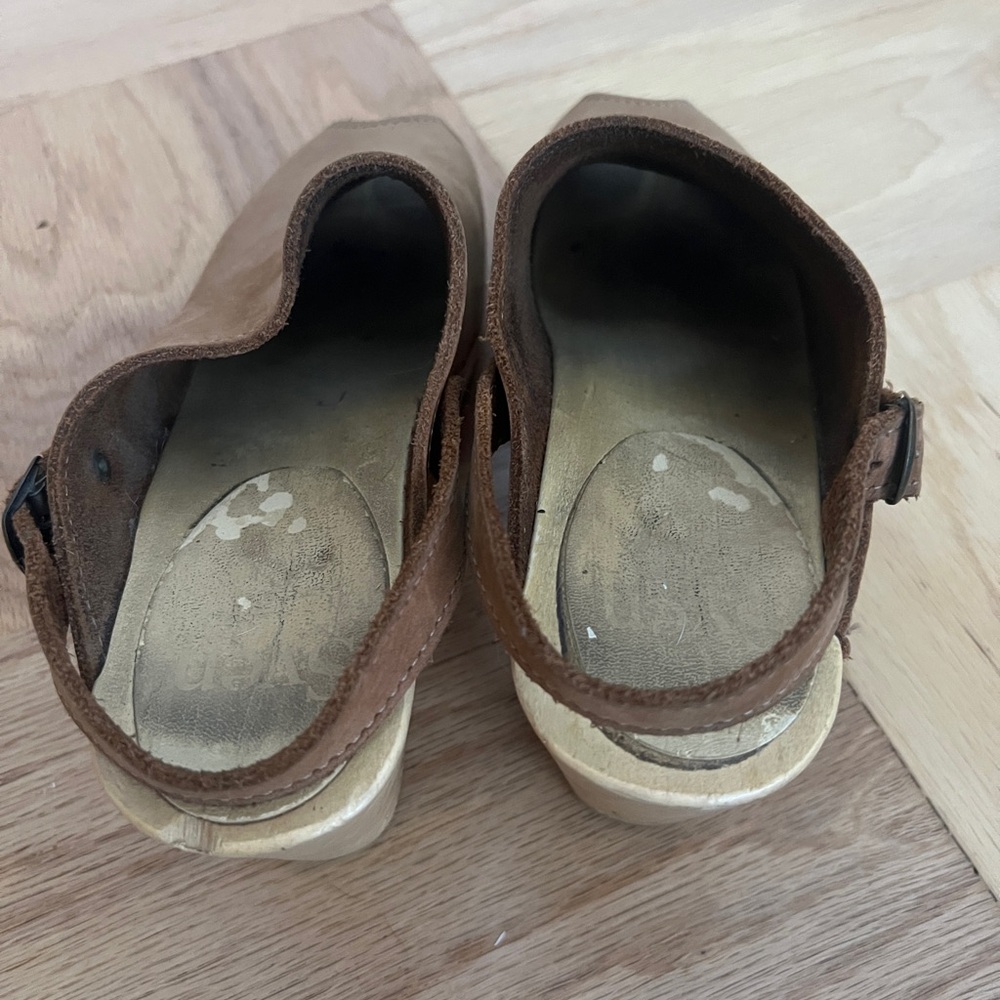Sven Tan Slingback Clogs - Picture 3 of 7